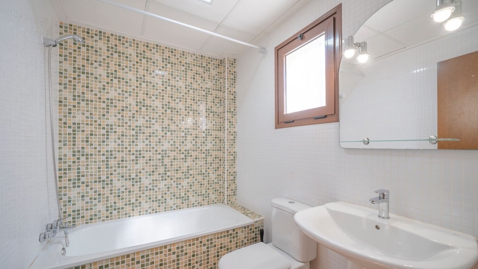 3 slaapkamer Halfvrijstaande villa te koop in Algorfa met zwembad - € 230.000 (Ref: 9133138)