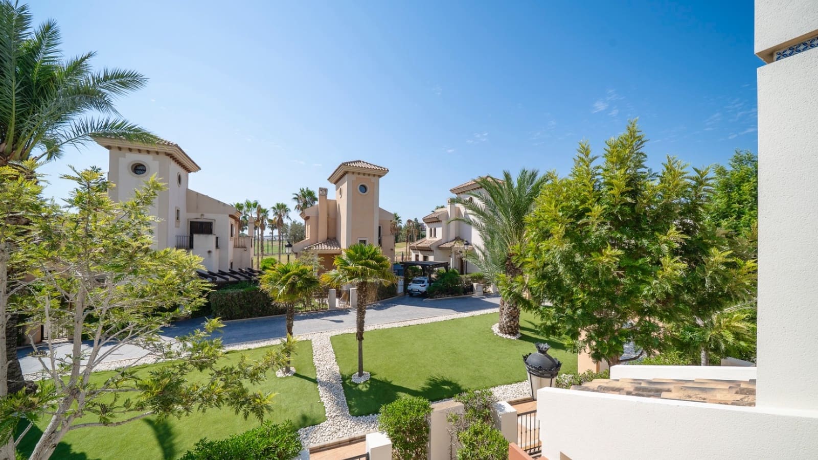 3 slaapkamer Halfvrijstaande villa te koop in Algorfa met zwembad - € 230.000 (Ref: 9133138)