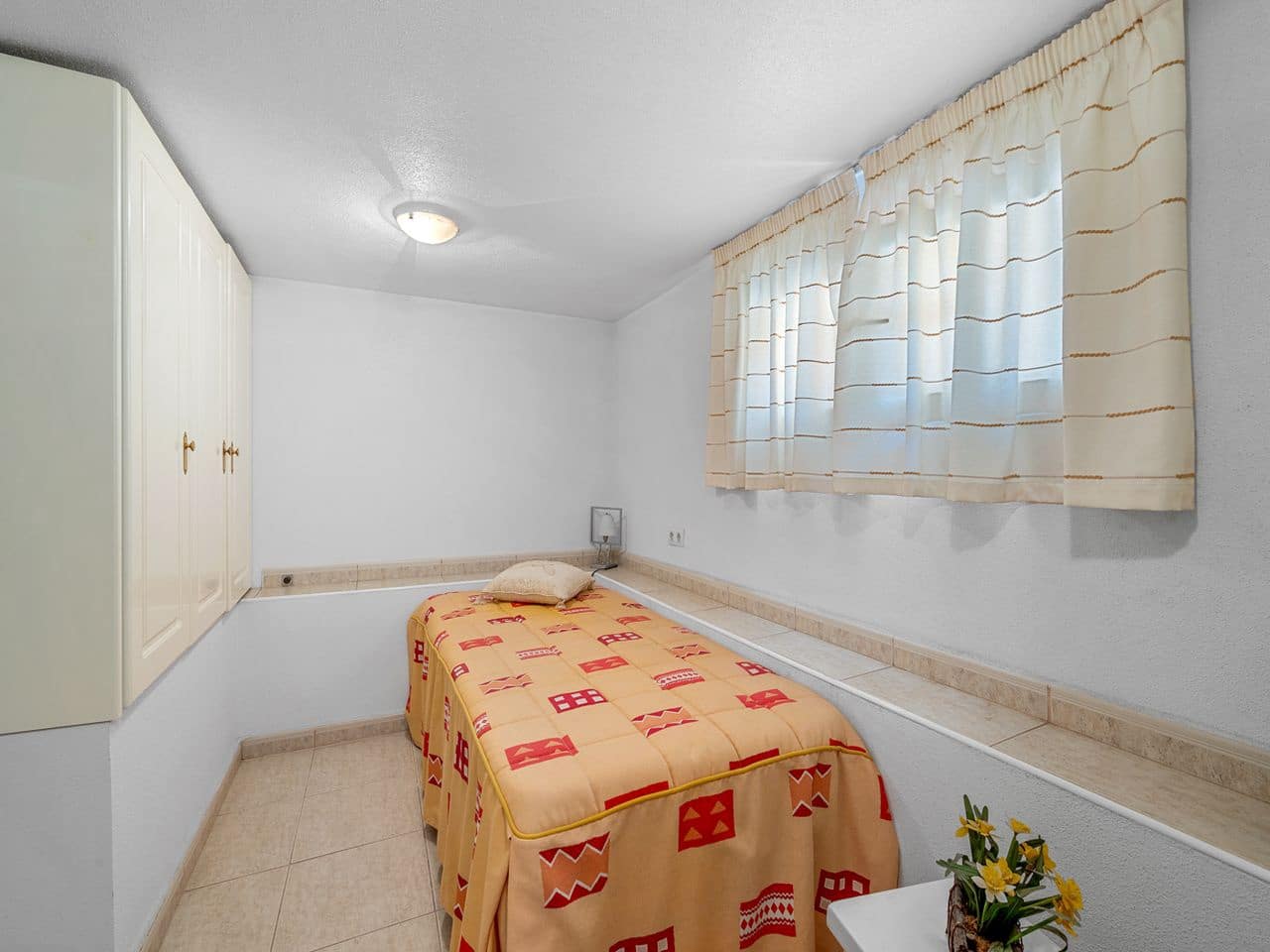 5 chambre Villa/Maison à vendre à Benimar avec piscine - 389 000 € (Ref: 9133451)