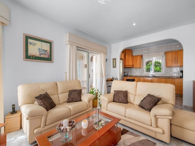 5 soveværelse Villa til salg i Benimar, Benijófar med swimmingpool - € 389.000 (Ref: 9133451)