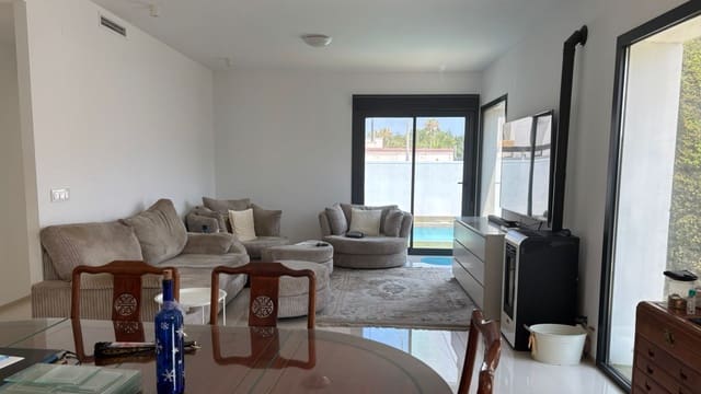 4 camera da letto Villa in vendita in Ciudad Quesada, Rojales con piscina - 565.000 € (Rif: 9142235)
