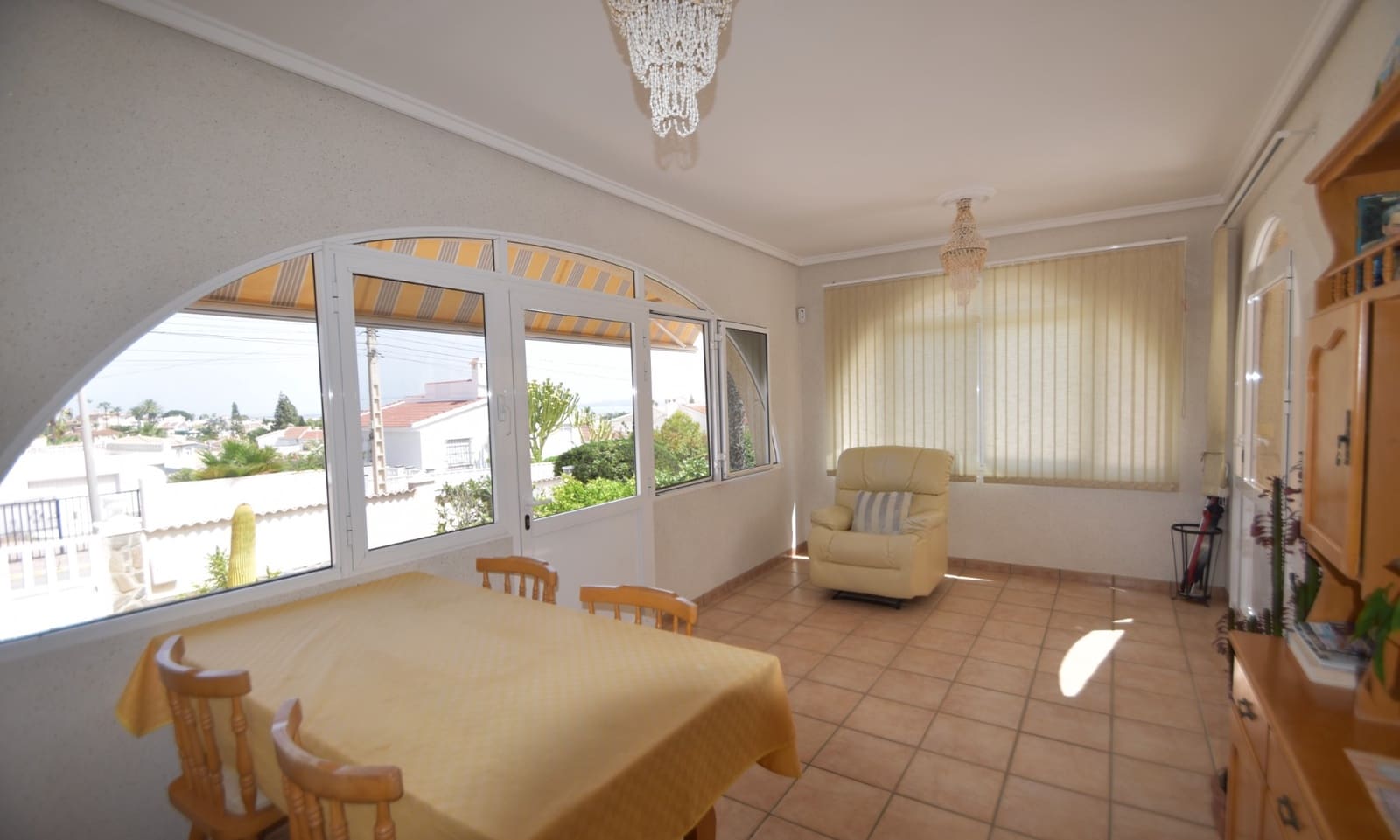 3 bedroom Villa for sale in Ciudad Quesada with pool garage - € 480,000 (Ref: 9146130)