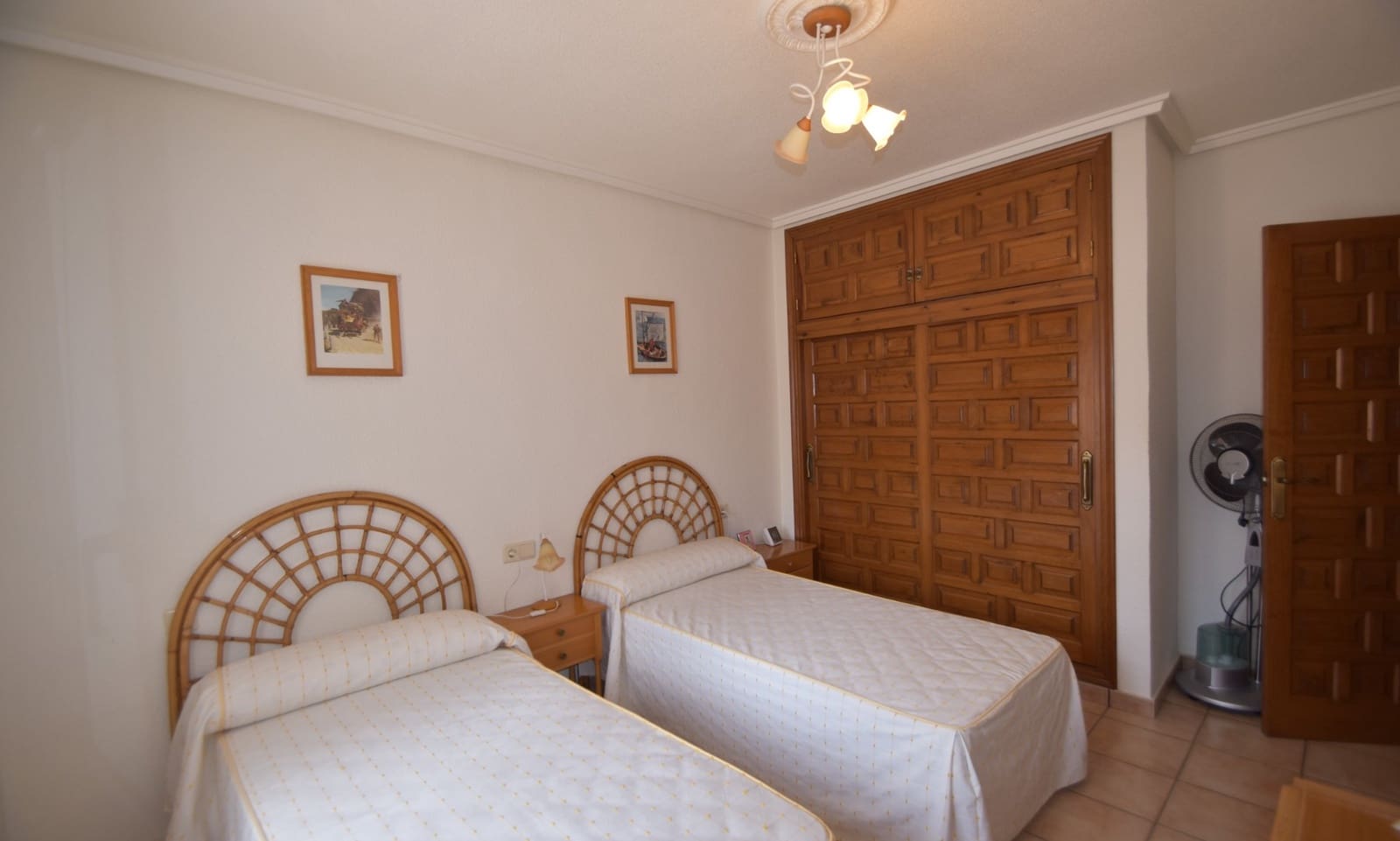 3 bedroom Villa for sale in Ciudad Quesada with pool garage - € 480,000 (Ref: 9146130)