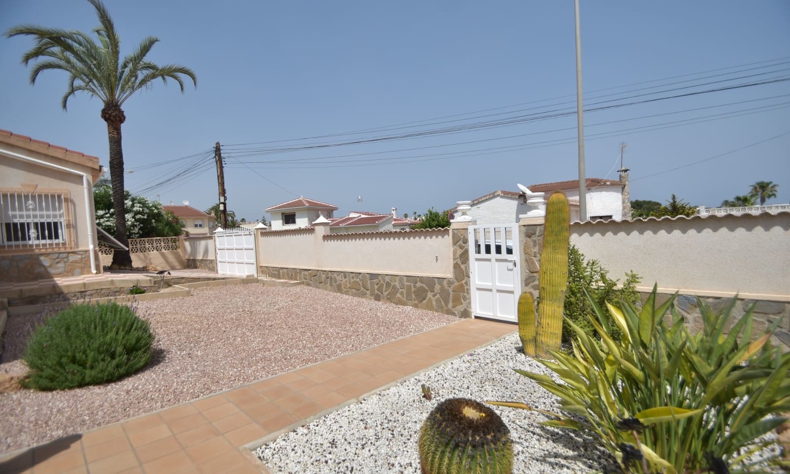 3 bedroom Villa for sale in Ciudad Quesada with pool garage - € 480,000 (Ref: 9146130)