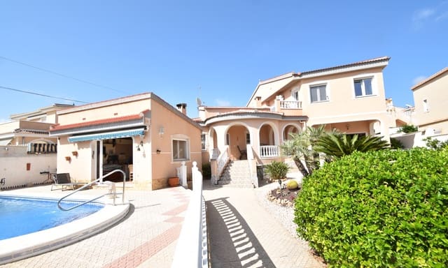 5 camera da letto Villa in vendita in Ciudad Quesada, Rojales con piscina garage - 630.000 € (Rif: 9146255)