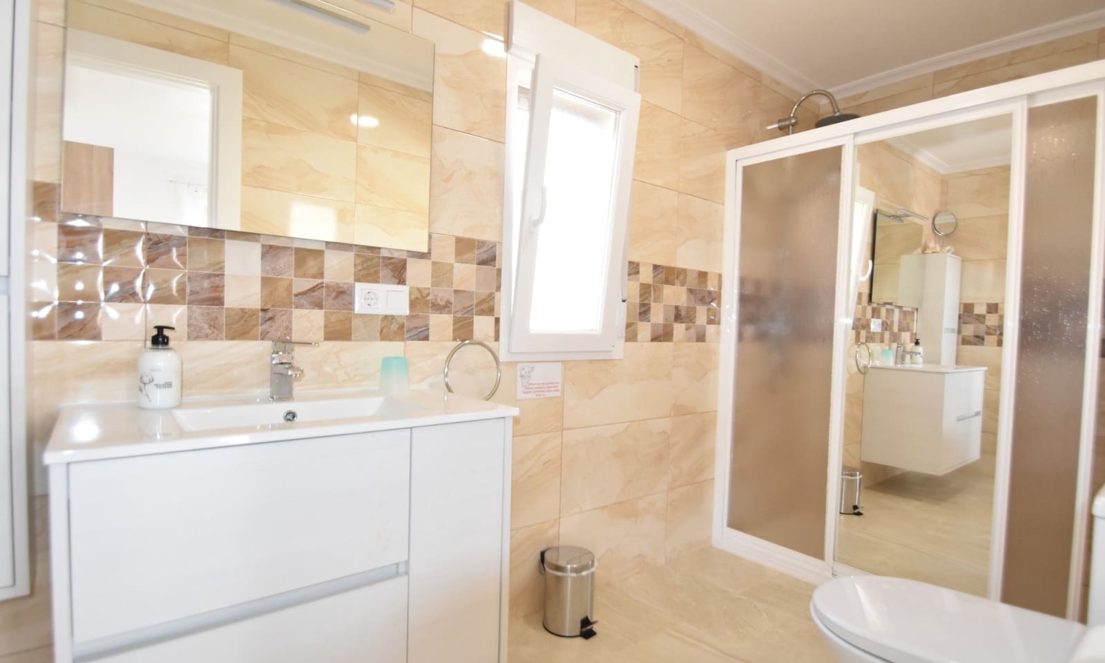 3 soverom Villa til salgs i Ciudad Quesada med svømmebasseng - € 599 000 (Ref: 9146256)