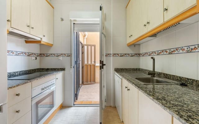 3 makuuhuone Rivitalo myytävänä paikassa Orihuela Costa, Orihuela mukana uima-altaan - 219 000 € (Ref: 9153136)