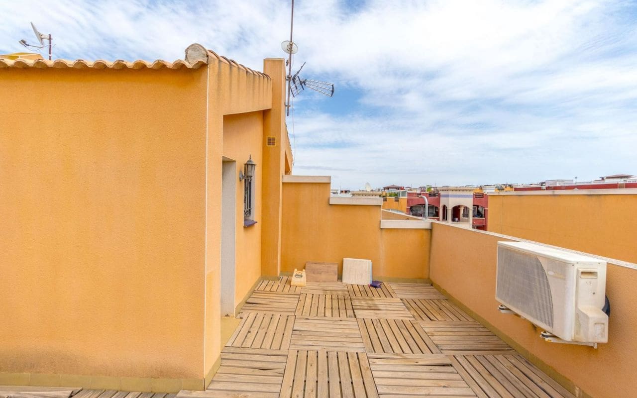 3 quarto Moradia em Banda para venda em Orihuela Costa com piscina - 219 000 € (Ref: 9153136)