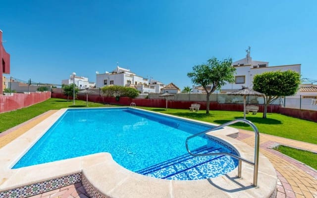 3 makuuhuone Rivitalo myytävänä paikassa Orihuela Costa, Orihuela mukana uima-altaan - 219 000 € (Ref: 9153136)