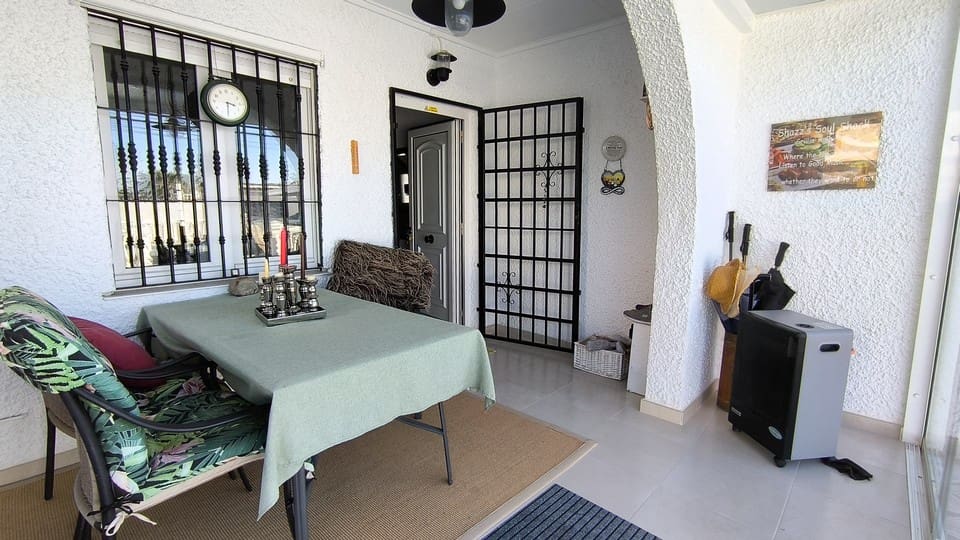 3 bedroom Semi-detached Villa for sale in Torrevieja with pool garage - € 339,950 (Ref: 9161596)