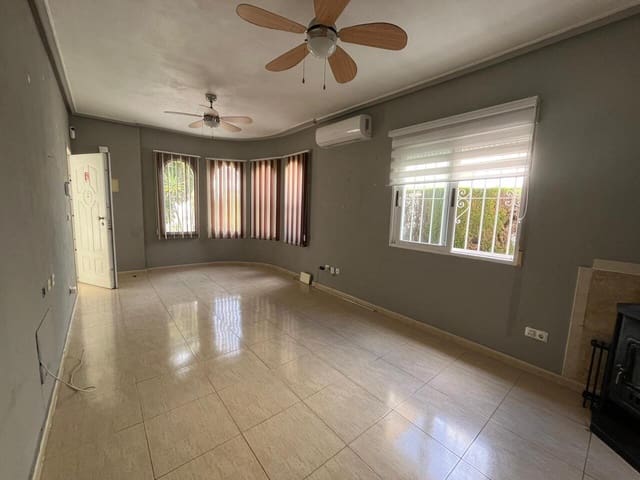 3 quarto Moradia para venda em Algorfa com piscina - 207 000 € (Ref: 9161705)