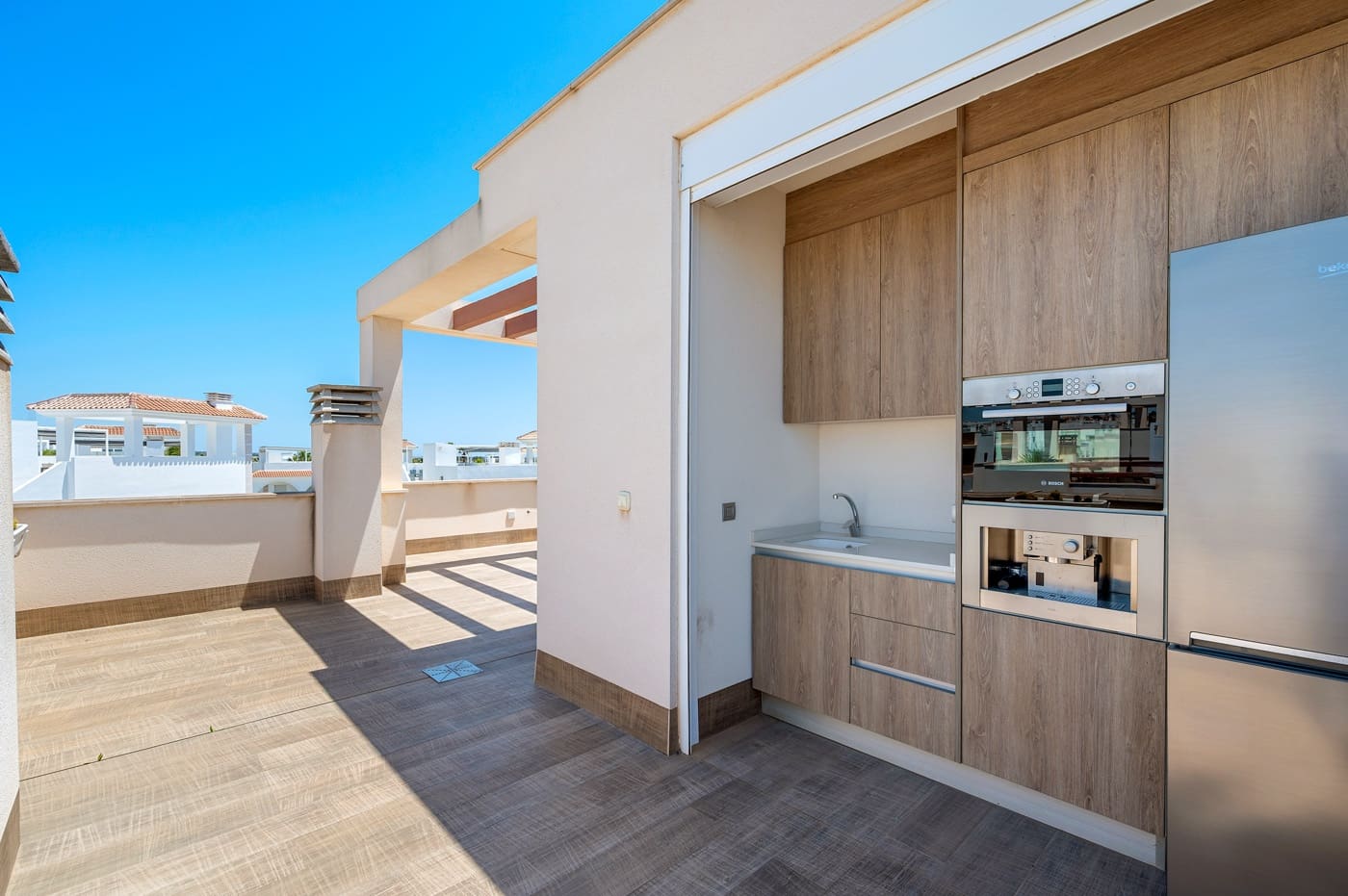 3 makuuhuone Huvila myytävänä paikassa Ciudad Quesada mukana uima-altaan - 470 000 € (Ref: 9162842)