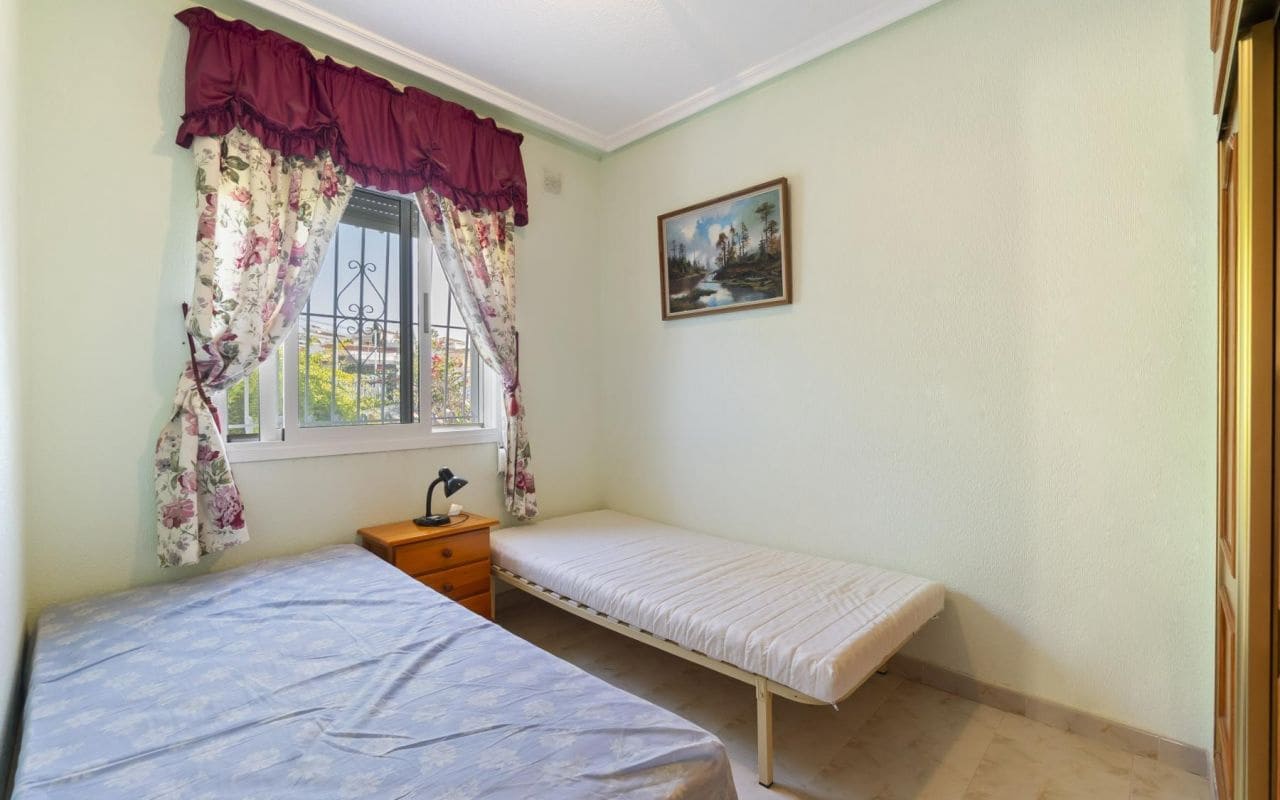 3 makuuhuone Huvila myytävänä paikassa Ciudad Quesada mukana uima-altaan - 349 000 € (Ref: 9162994)