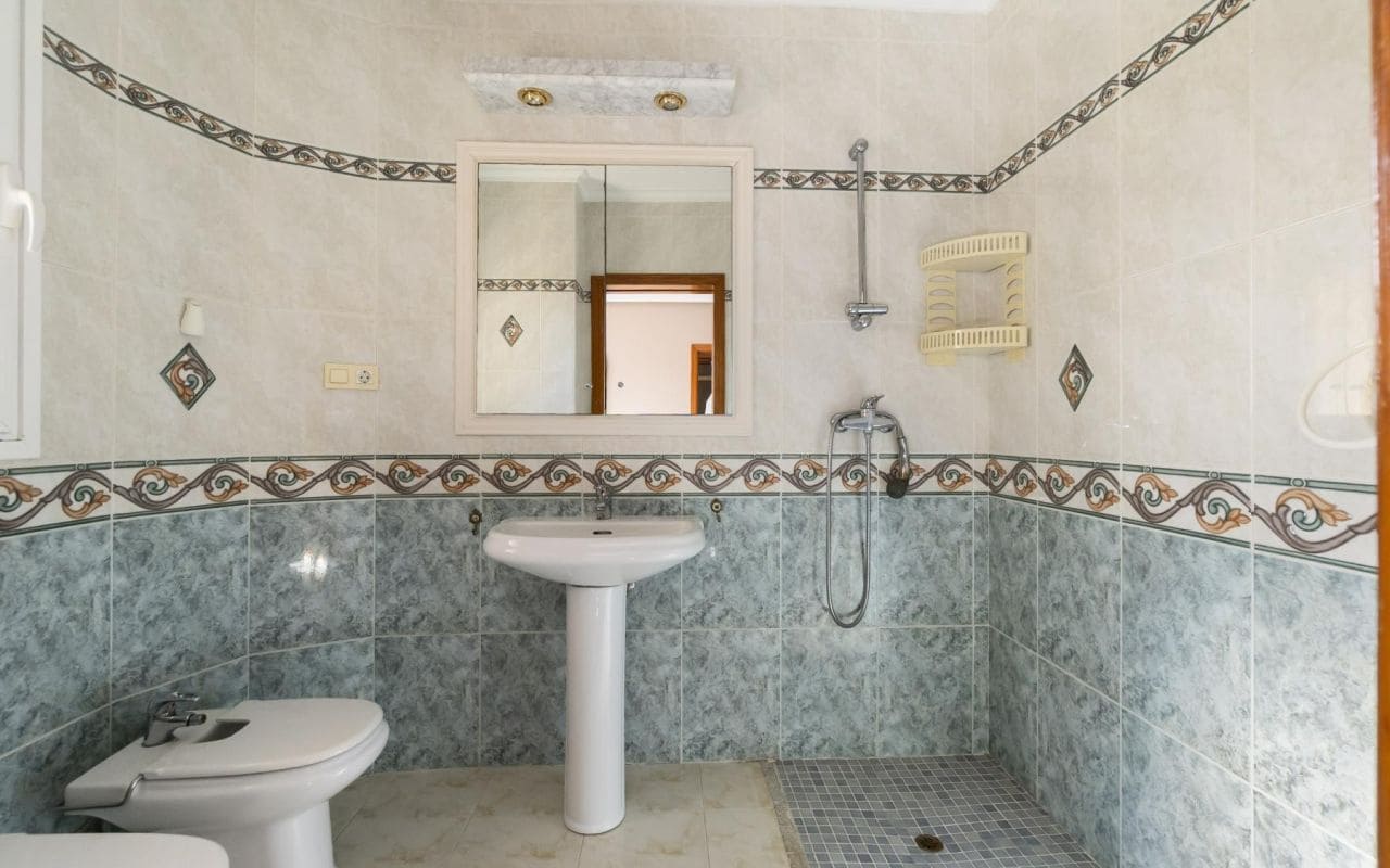 3 makuuhuone Huvila myytävänä paikassa Ciudad Quesada mukana uima-altaan - 349 000 € (Ref: 9162994)