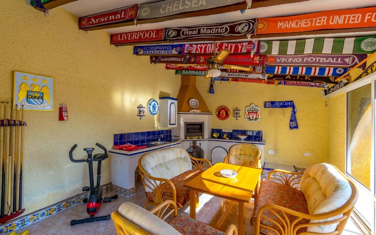 3 makuuhuone Huvila myytävänä paikassa Ciudad Quesada mukana uima-altaan - 349 000 € (Ref: 9162994)