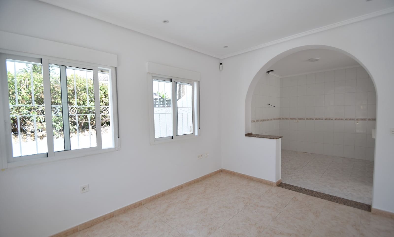 2 bedroom Villa for sale in Ciudad Quesada with pool garage - € 439,000 (Ref: 9168130)