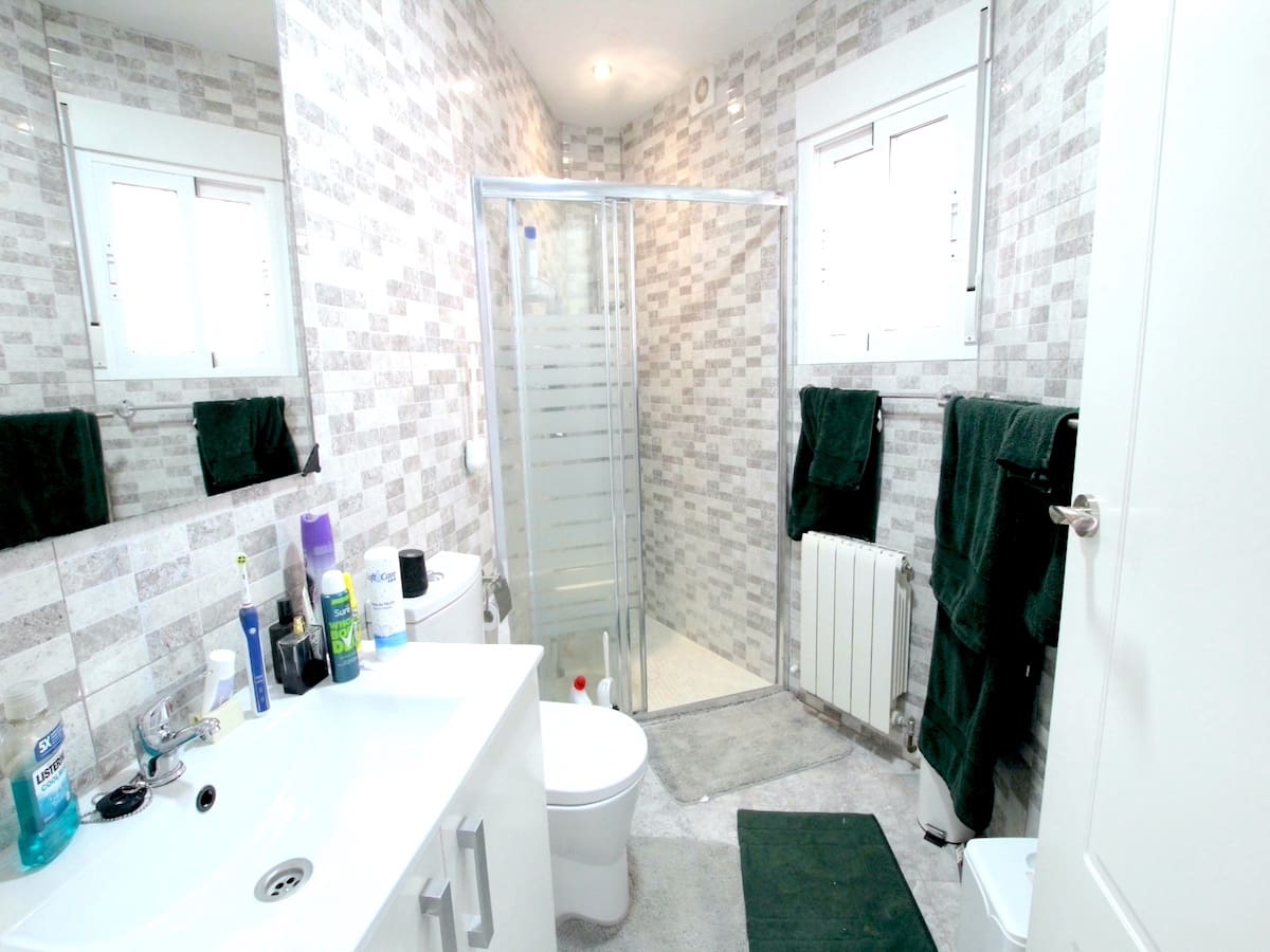 3 bedroom Villa for sale in Ciudad Quesada with pool garage - € 399,950 (Ref: 9185837)