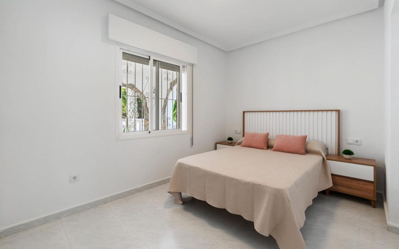 3 bedroom Villa for sale in Ciudad Quesada with pool garage - € 420,000 (Ref: 9189761)