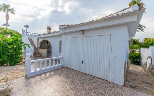 3 bedroom Villa for sale in Ciudad Quesada, Rojales with pool garage - € 420,000 (Ref: 9189761)