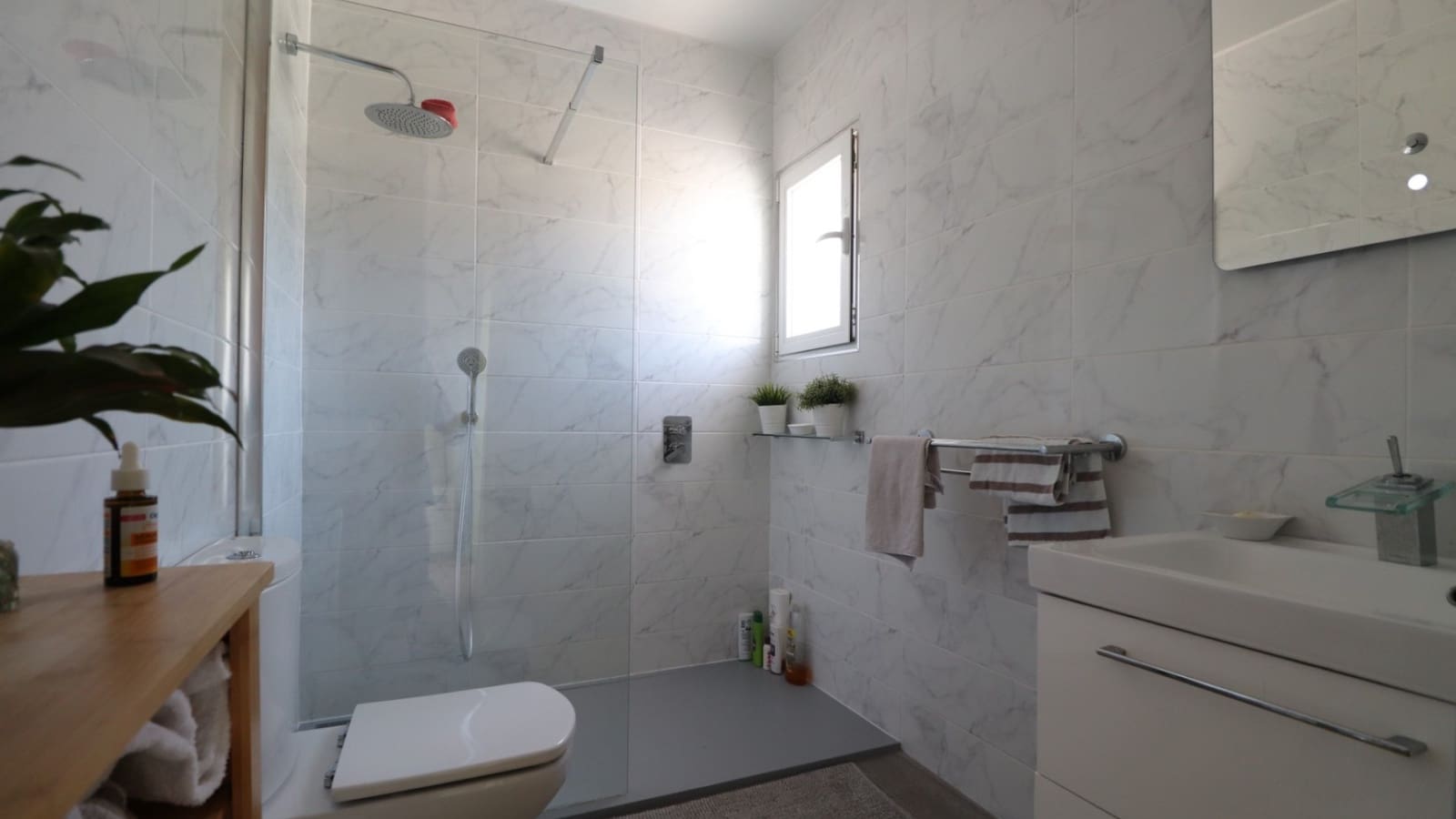 3 soveværelse Byhus til salg i Benijofar med swimmingpool garage - € 250.000 (Ref: 9189895)