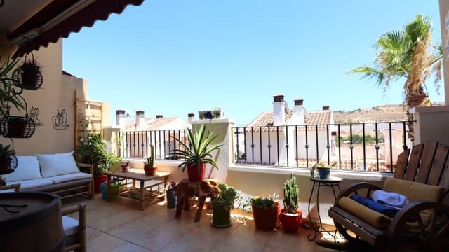 3 bedroom Townhouse for sale in Benijófar with pool garage - € 250,000 (Ref: 9189895)