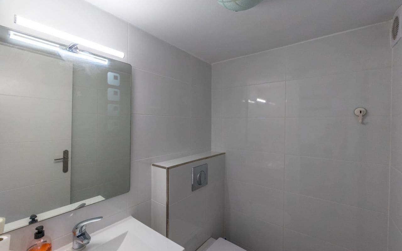 4 makuuhuone Huvila myytävänä paikassa Playa Flamenca mukana uima-altaan - 559 000 € (Ref: 9189897)