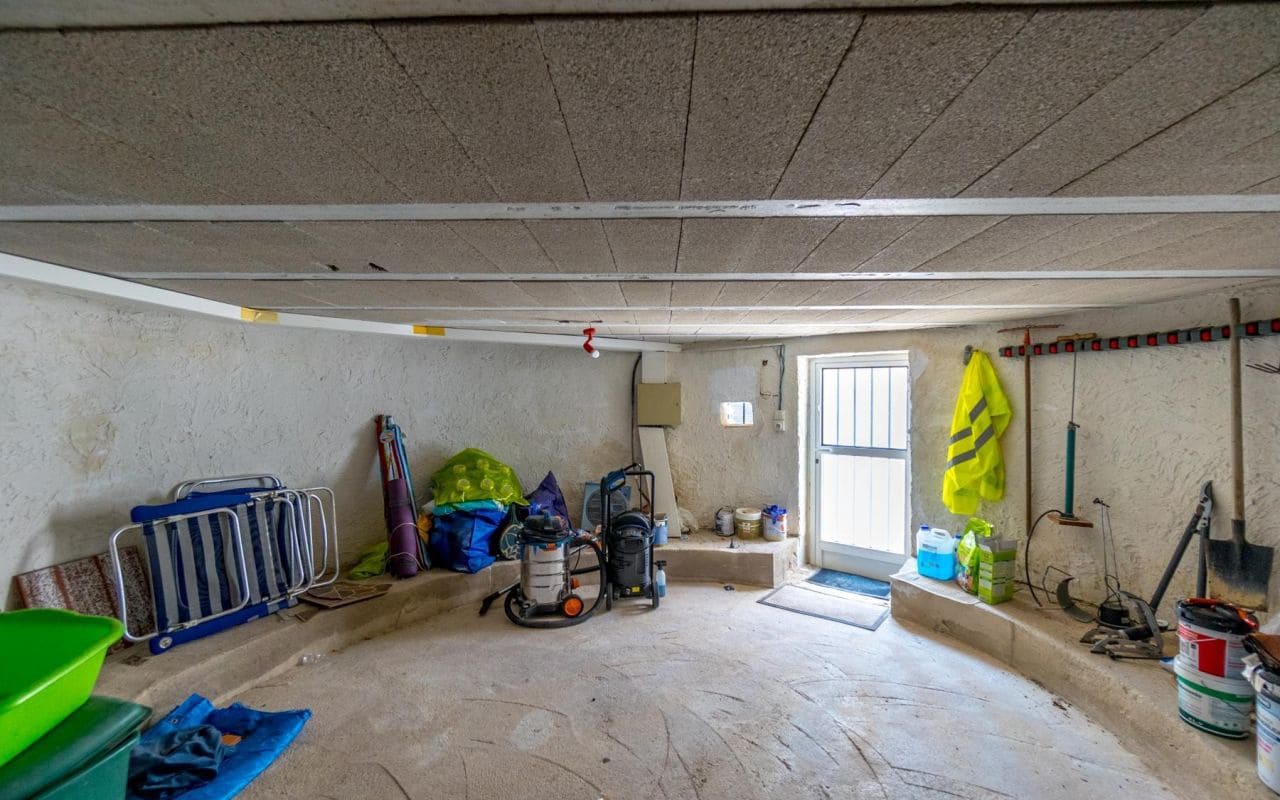 4 makuuhuone Huvila myytävänä paikassa Playa Flamenca mukana uima-altaan - 559 000 € (Ref: 9189897)