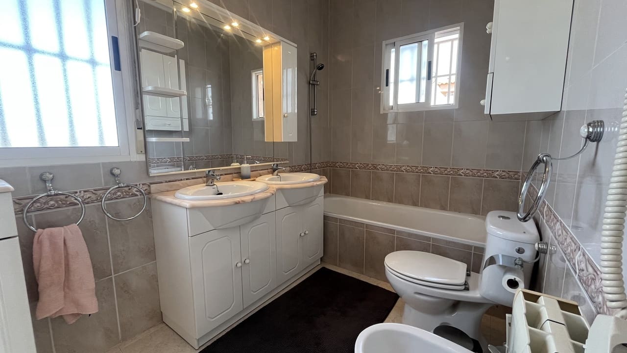 3 camera da letto Villa in vendita in Algorfa con piscina garage - 239.995 € (Rif: 9203202)