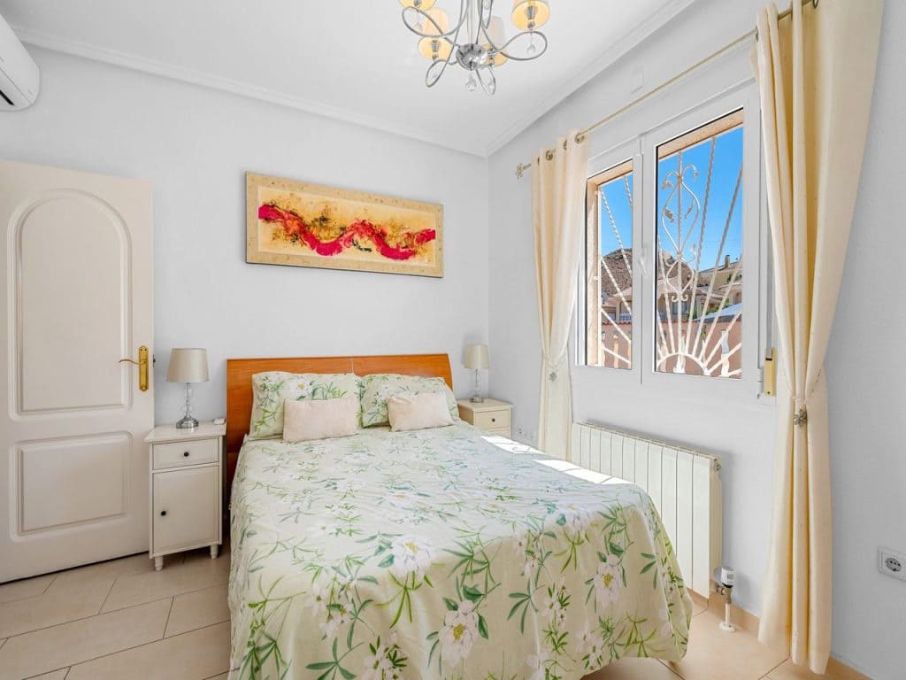 3 bedroom Villa for sale in Ciudad Quesada with pool - € 449,000 (Ref: 9234965)