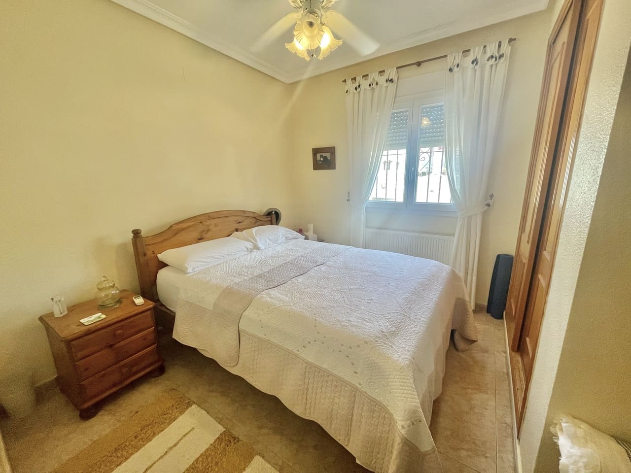 3 bedroom Villa for sale in Algorfa with pool - € 250,000 (Ref: 9255565)