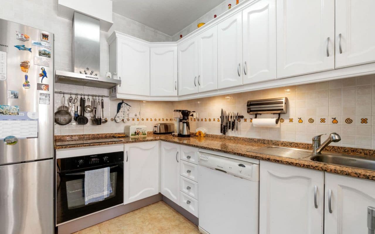 3 sovrum Radhus till salu i Torrevieja med pool - 223 000 € (Ref: 9270310)