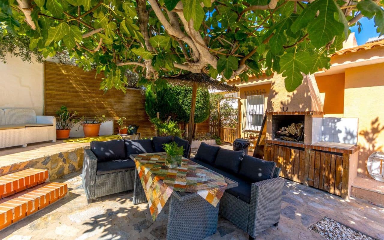 3 soverom Villa til salgs i La Zenia med svømmebasseng garasje - € 799 000 (Ref: 9270311)