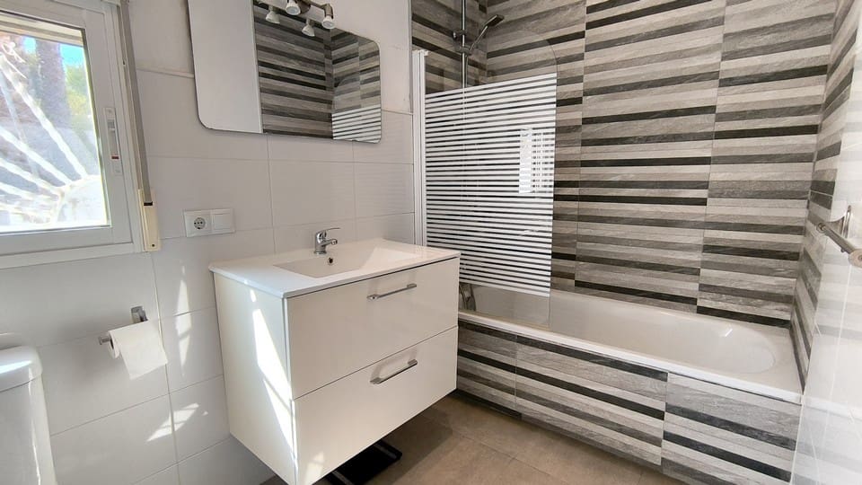 5 sovrum Villa till salu i Benijofar med pool - 460 000 € (Ref: 9270578)