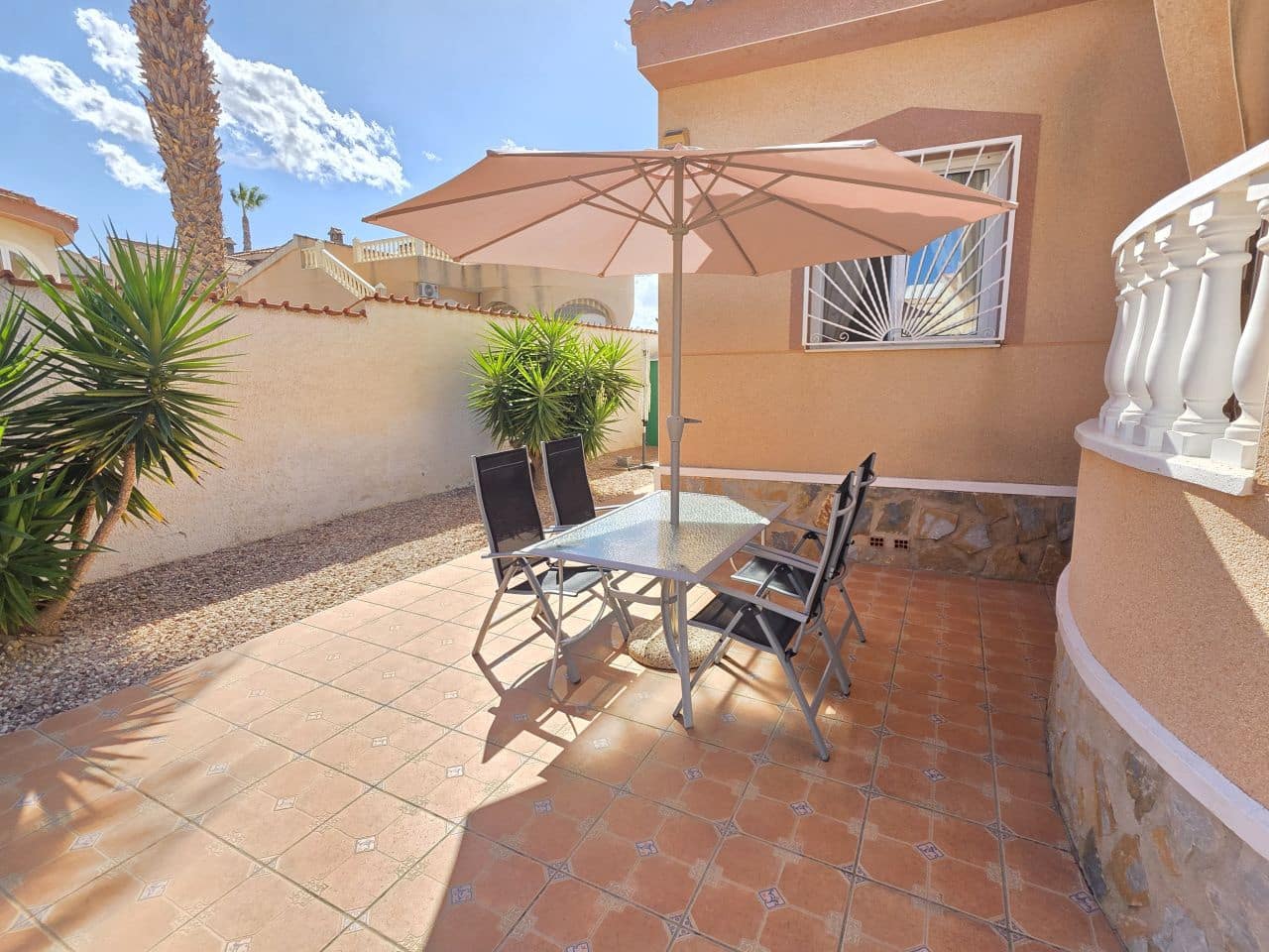 3 bedroom Villa for sale in Ciudad Quesada with pool - € 315,000 (Ref: 9271483)