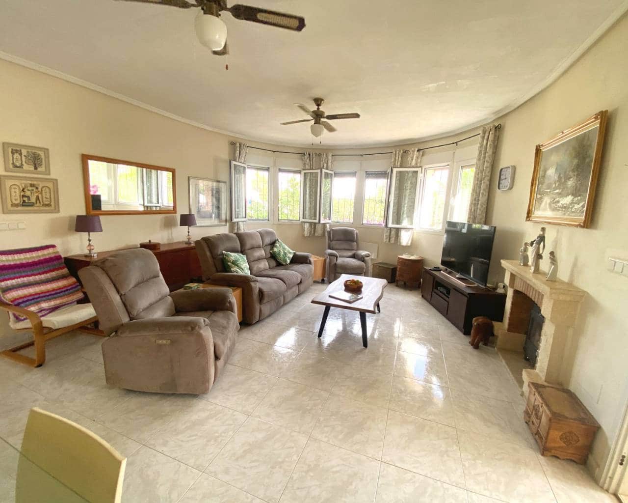 3 bedroom Villa for sale in Ciudad Quesada with pool - € 399,000 (Ref: 9278736)