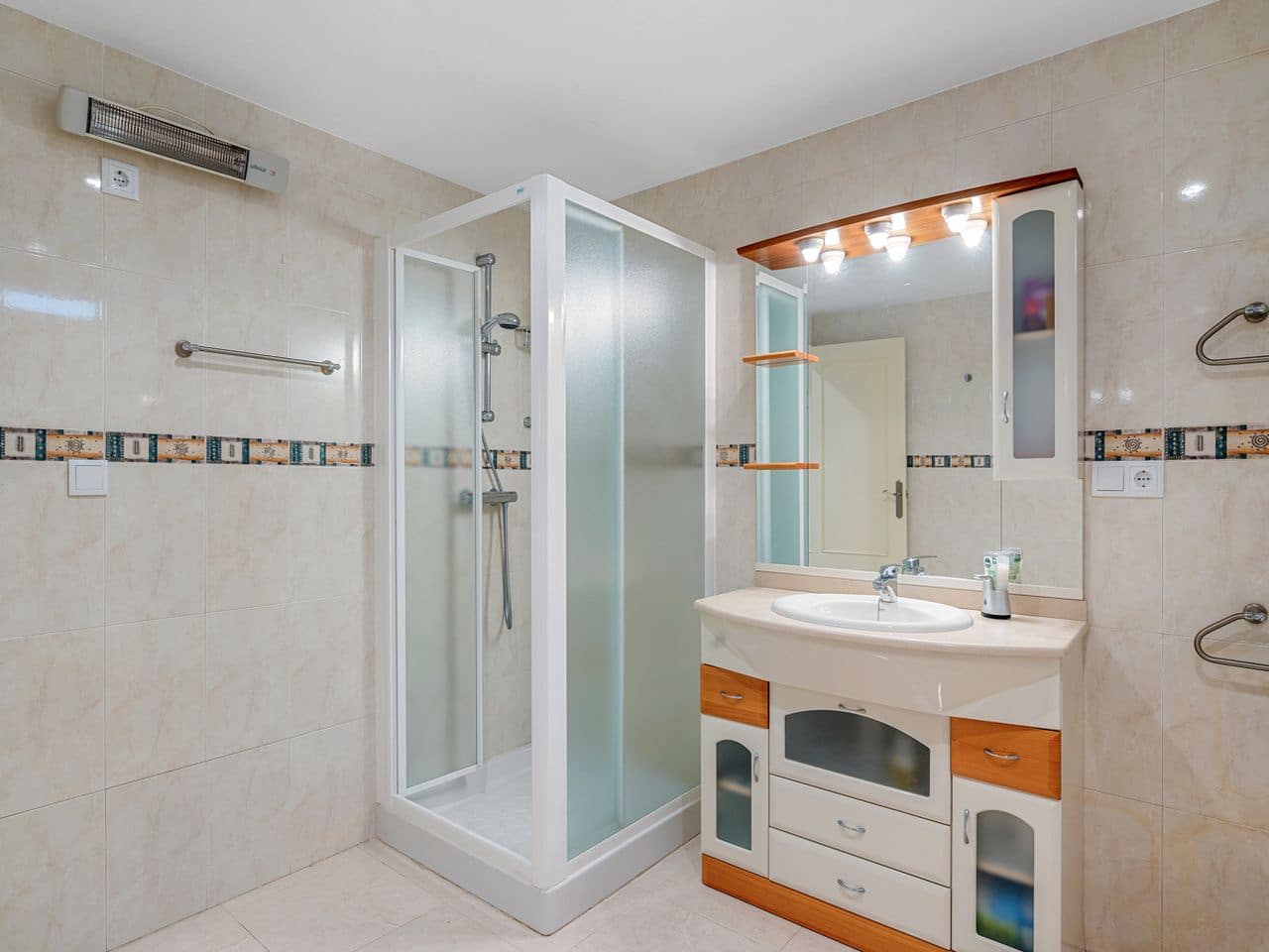 4 soverom Villa til salgs i Benimar med svømmebasseng - € 420 000 (Ref: 9282651)