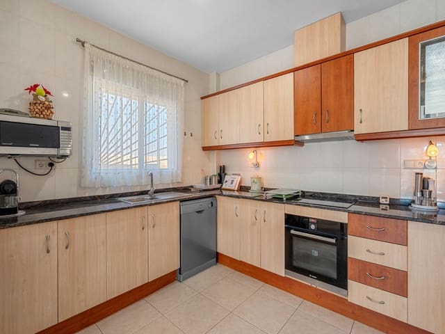 4 soverom Villa til salgs i Benimar, Benijófar med svømmebasseng - € 420 000 (Ref: 9282651)