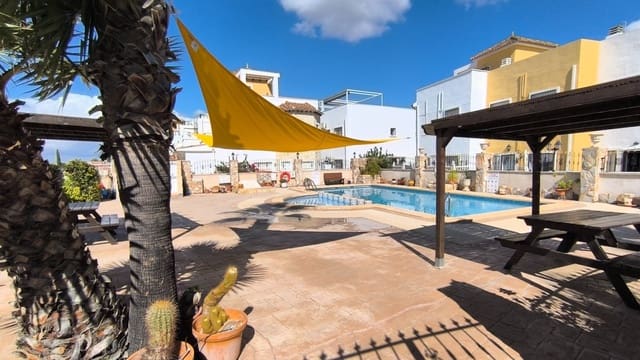 3 makuuhuone Paritalo myytävänä paikassa Algorfa mukana uima-altaan - 165 000 € (Ref: 9282833)