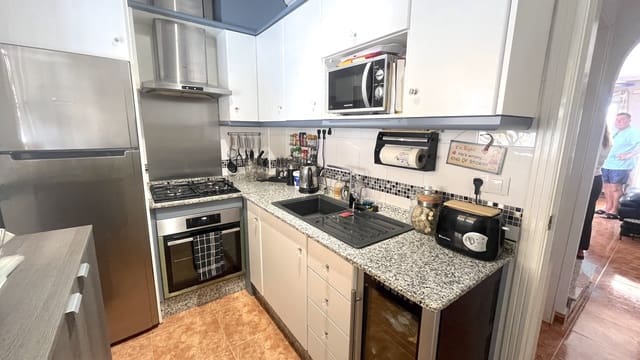 2 bedroom Townhouse for sale in Algorfa with pool - € 159,995 (Ref: 9288498)