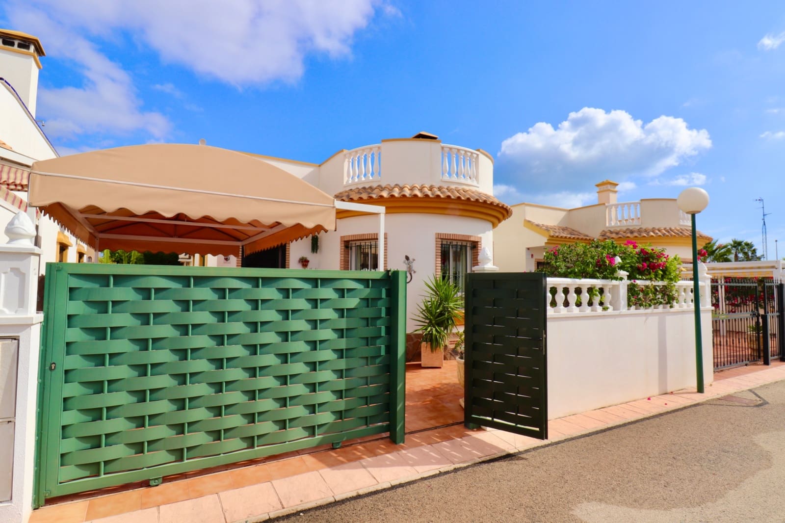 2 camera da letto Villa in vendita in Guardamar del Segura con piscina - 215.000 € (Rif: 9294774)