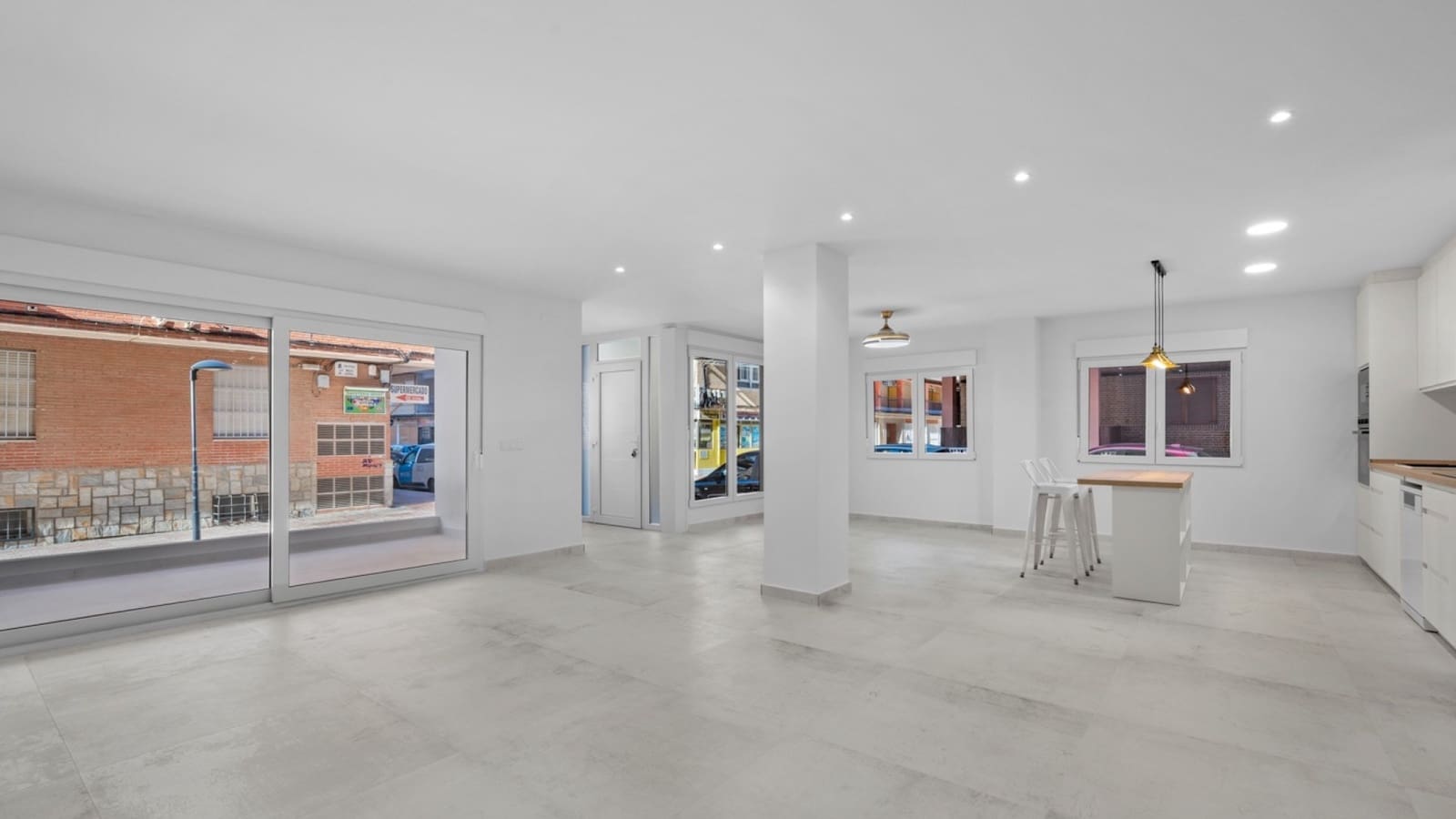 Apartamento de 3 habitaciones en Torrevieja en venta - 275.000 € (Ref: 9308808)