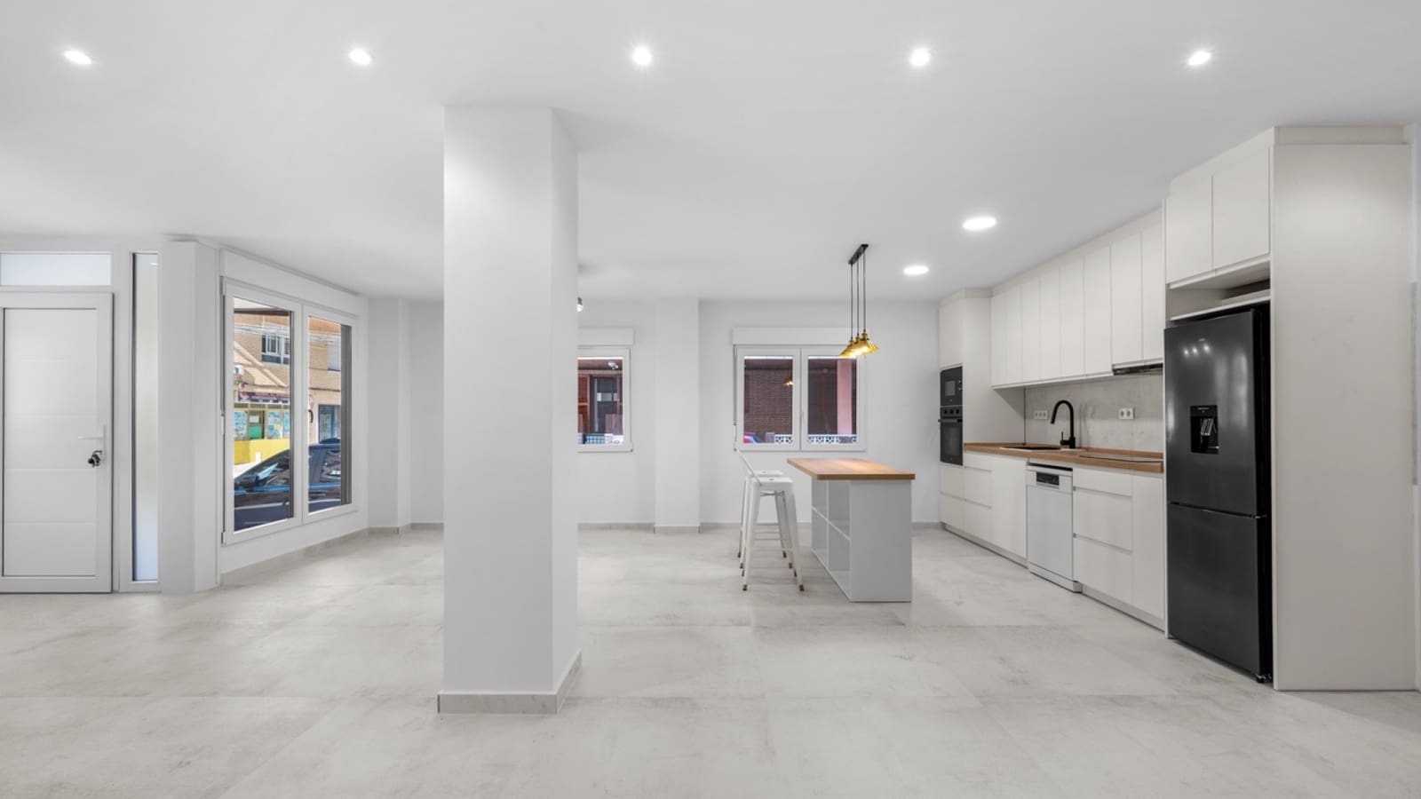 Apartamento de 3 habitaciones en Torrevieja en venta - 275.000 € (Ref: 9308808)