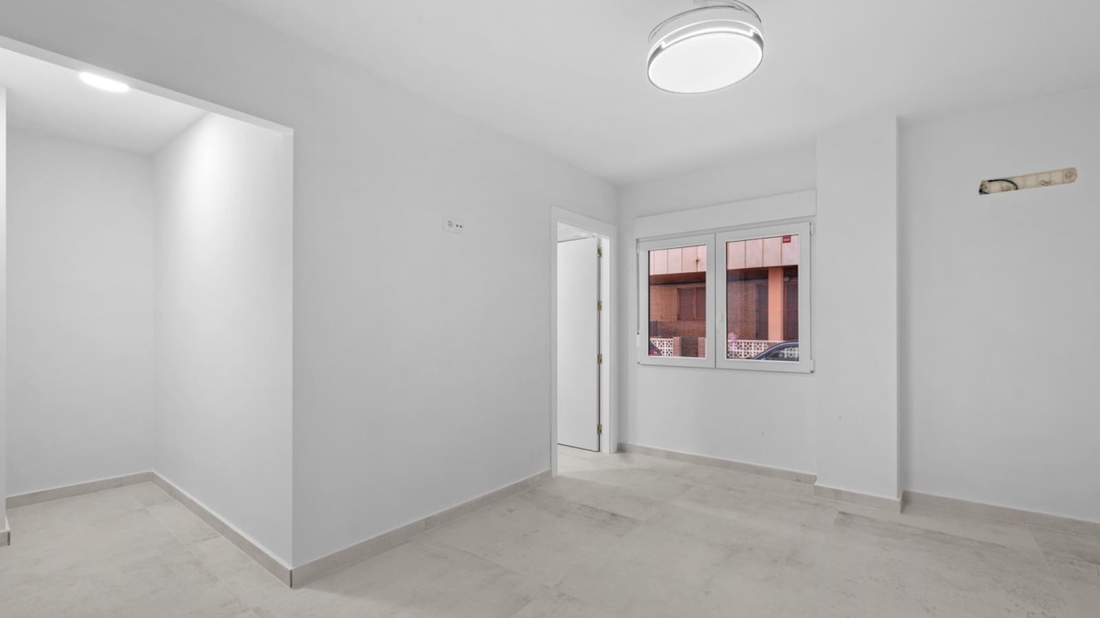 Apartamento de 3 habitaciones en Torrevieja en venta - 275.000 € (Ref: 9308808)