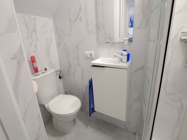 3 makuuhuone Omakotitalo myytävänä paikassa Algorfa mukana uima-altaan - 179 950 € (Ref: 9309294)