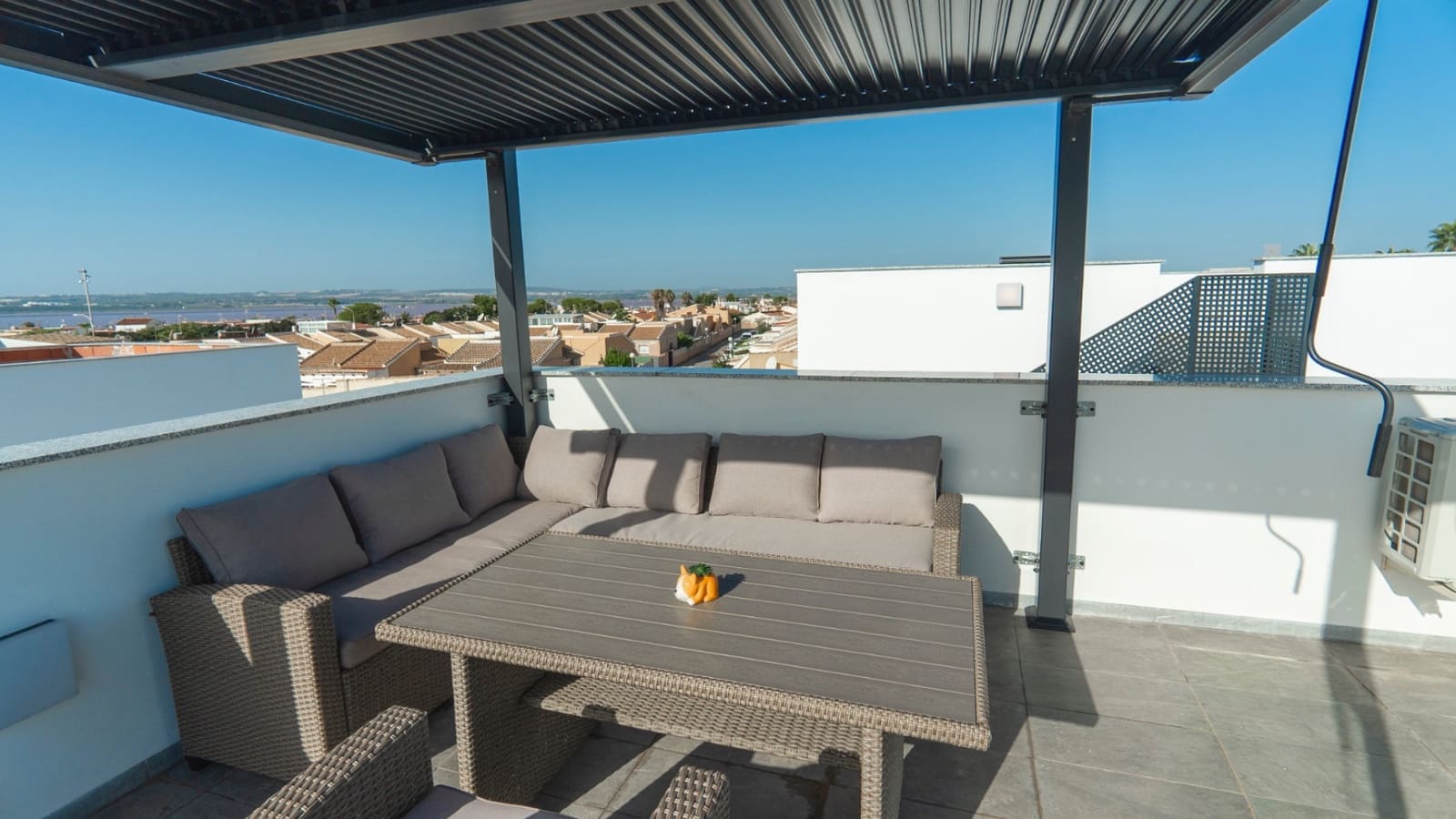 3 sypialnia Willa na sprzedaż w Orihuela Costa z basenem - 369 000 € (Ref: 9311969)