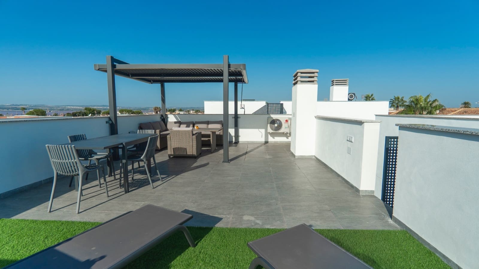 3 sypialnia Willa na sprzedaż w Orihuela Costa z basenem - 369 000 € (Ref: 9311969)