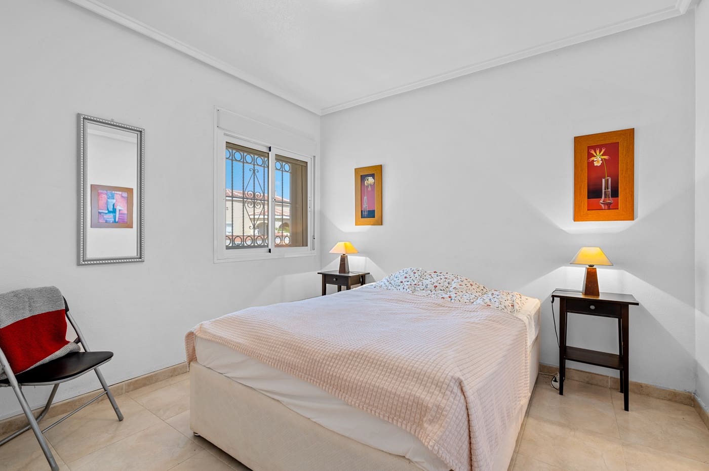 Chalet de 5 habitaciones en Benijófar en venta con piscina - 359.000 € (Ref: 9313919)