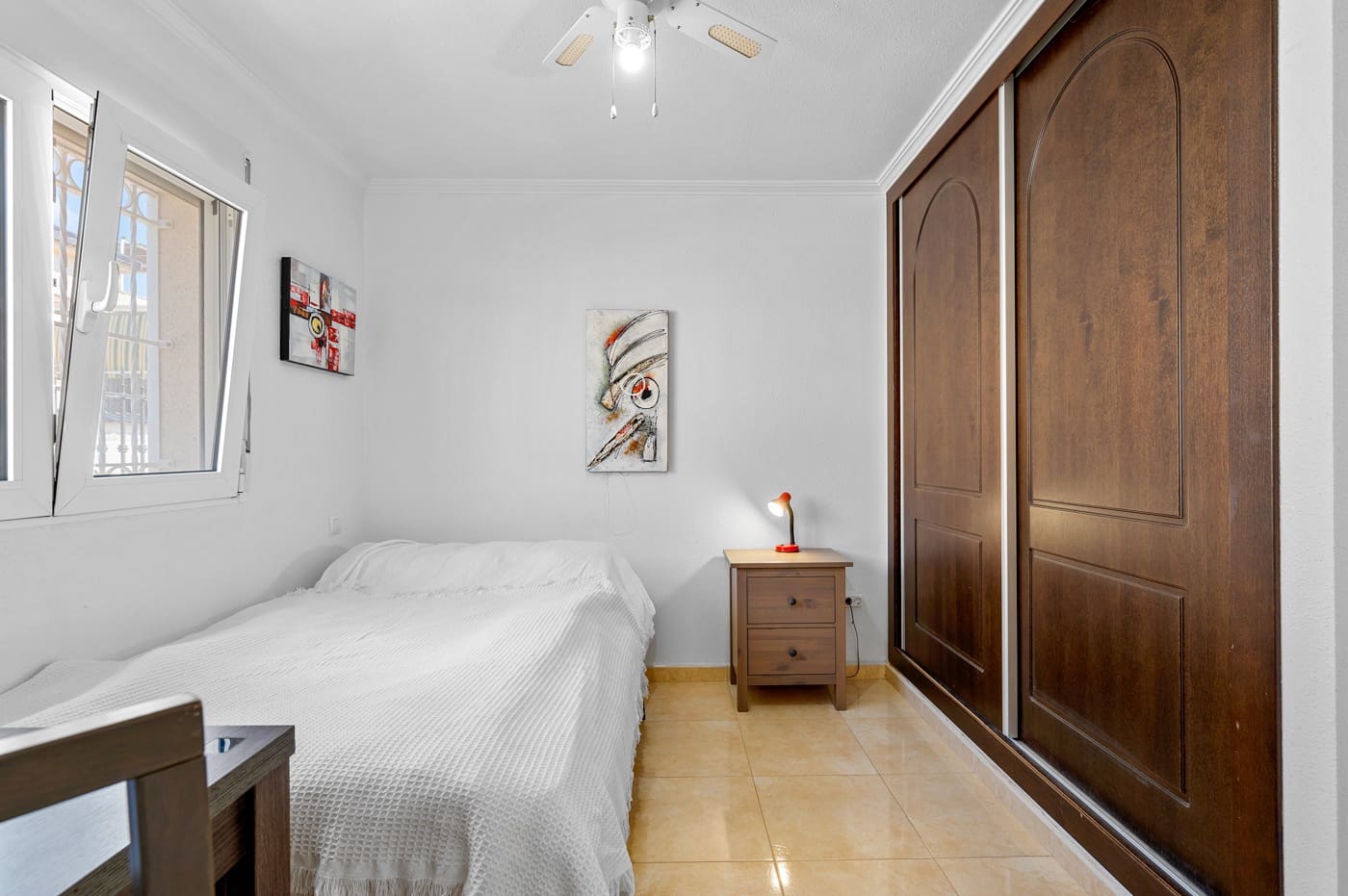 Chalet de 5 habitaciones en Benijófar en venta con piscina - 359.000 € (Ref: 9313919)