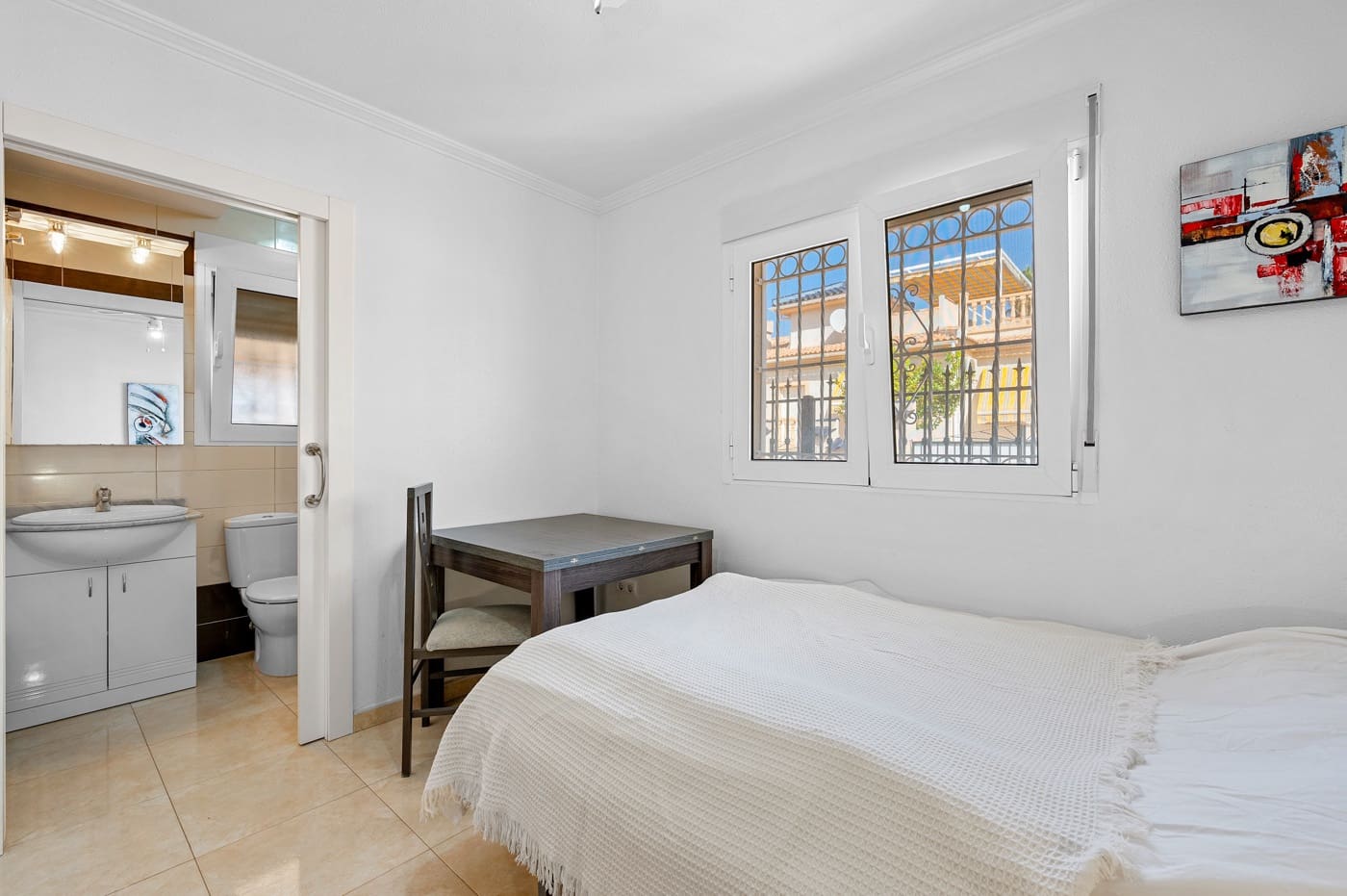 Chalet de 5 habitaciones en Benijófar en venta con piscina - 359.000 € (Ref: 9313919)