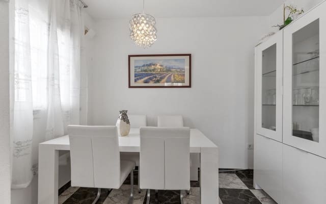 3 Zimmer Reihenhaus zu verkaufen in Playa Flamenca, Orihuela mit Pool - 249.000 € (Ref: 9319716)